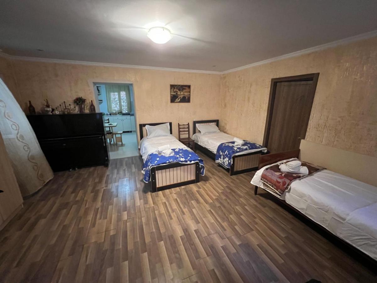 Cozy Apartment In The Centre Of Kutaisi Luaran gambar